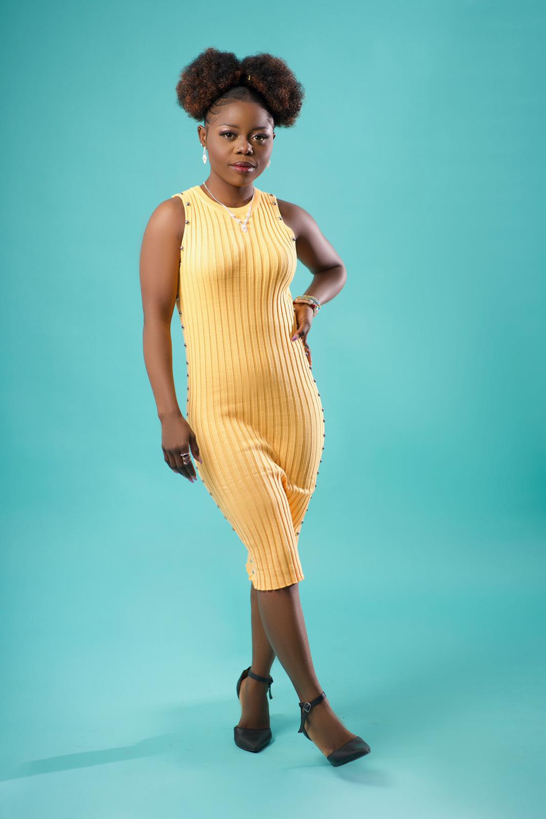 Stretchy yellow dress